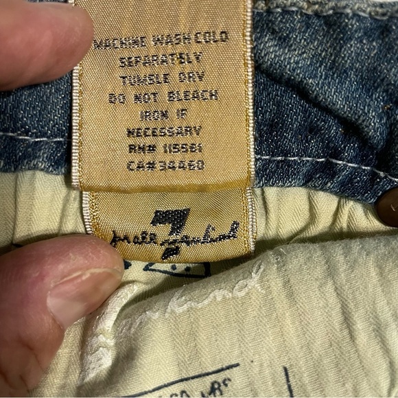 7 For All Mankind Flare Sz 28 Blue Studded Waist Distressed dark Havana jeans - Picture 11 of 13